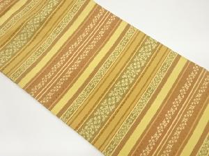 横段に抽象草花模様織出し名古屋帯